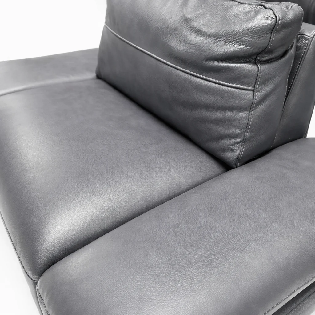 Austin 2 Seater Sofa by Chateau d'Ax Italia - Image 4