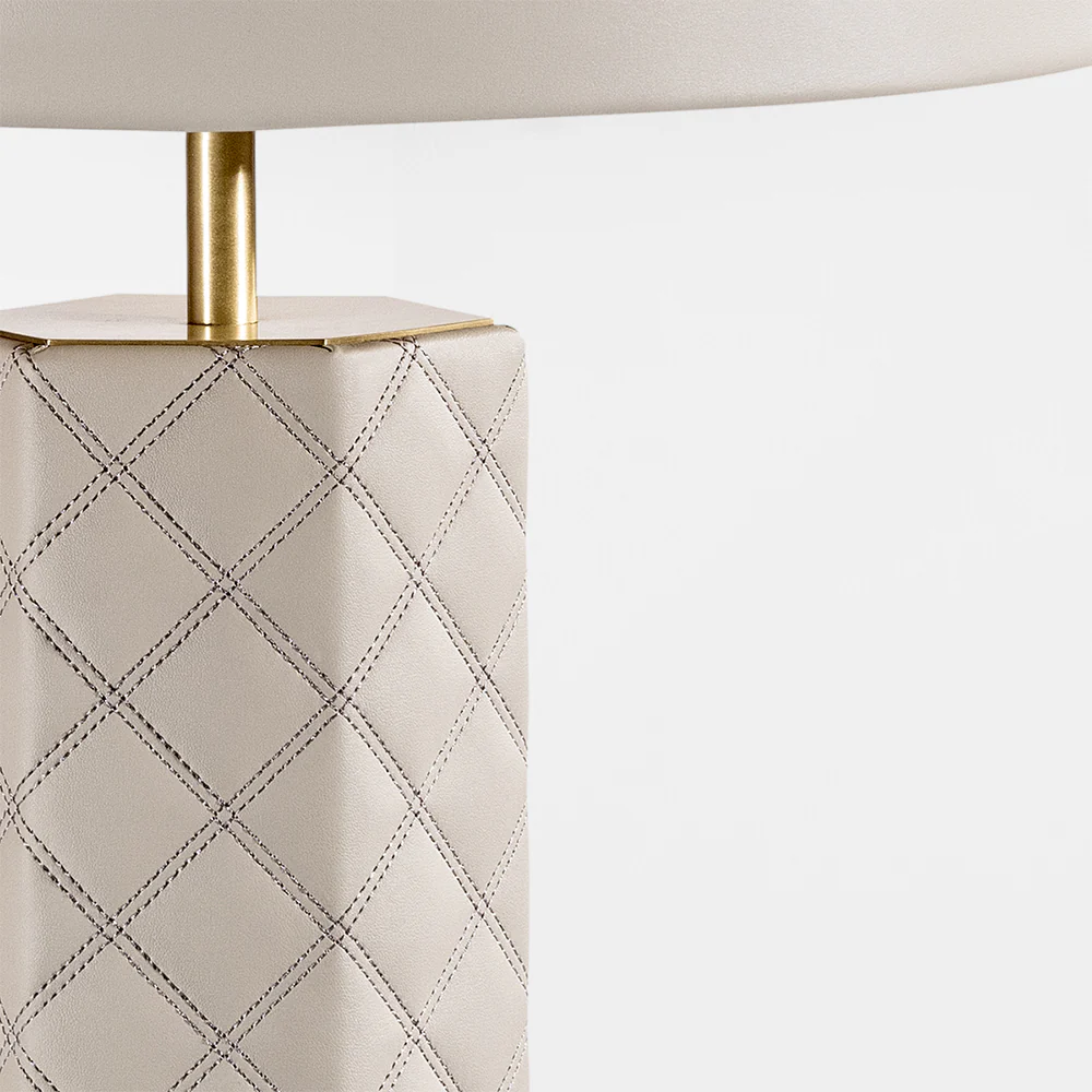 Cosmopolitan Table Lamp by Colunex - Image 2