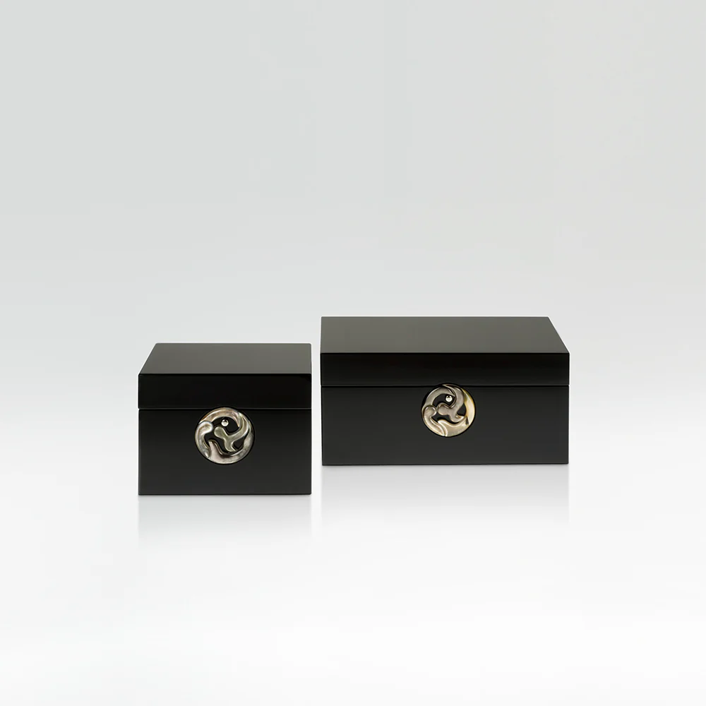 Teoria Box by Armani/Casa